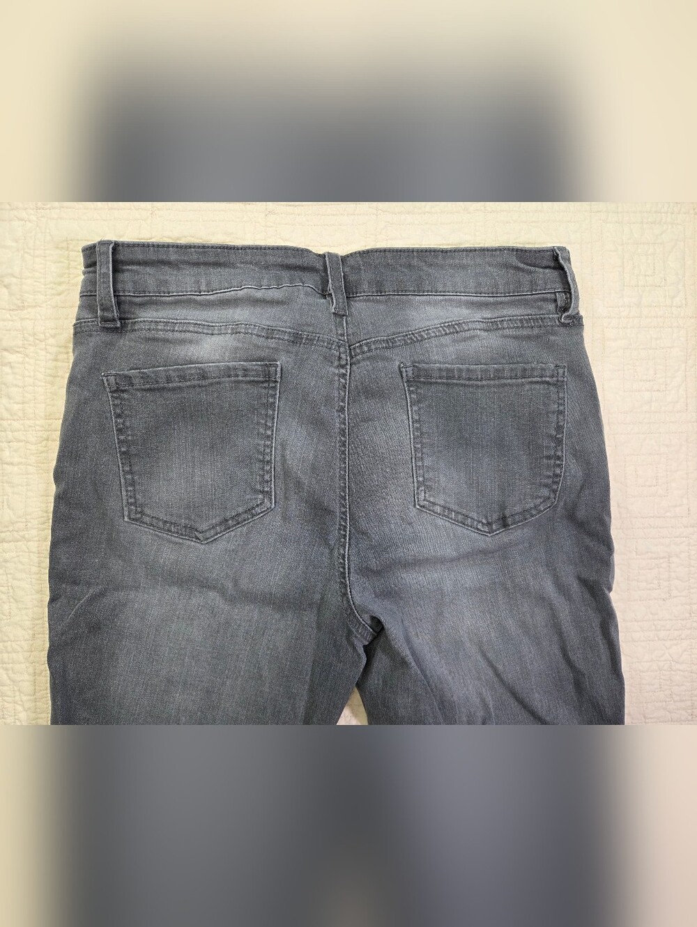 BUFFALO David Bitton Jeans Women’s 10 Gray Aubrey Mid Rise Super Soft Capri - Picture 4 of 11